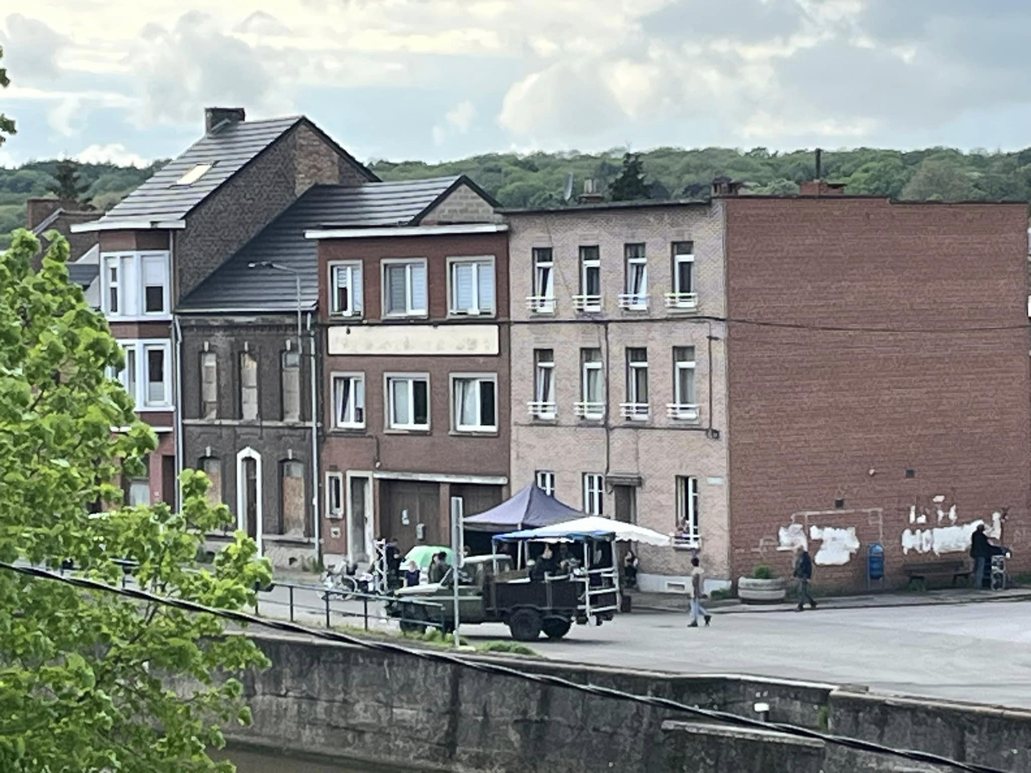 345601932_256213916933248_5726511330615470711_n.jpg (321 KB)