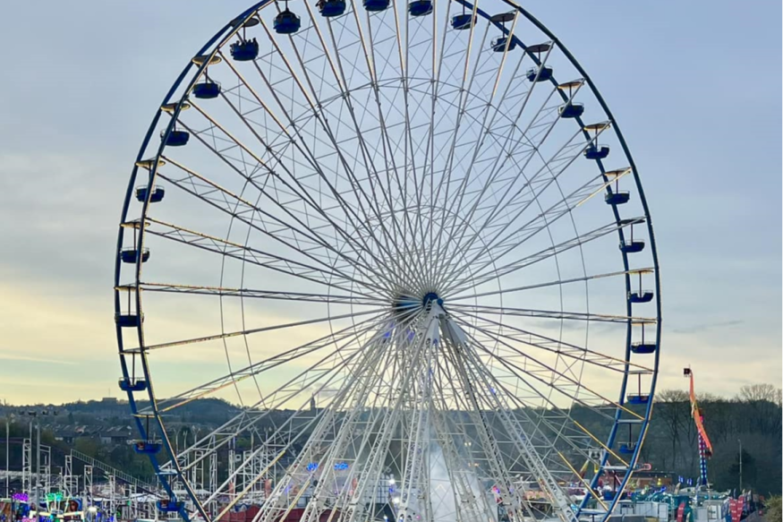 Retour triomphal de la Foire de Pâques de Charleroi : Une célébration printanière tant attendue
